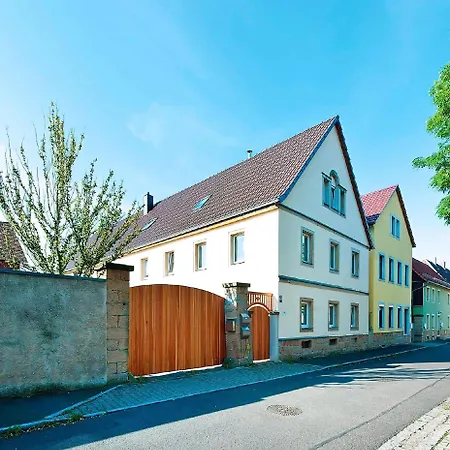 Mehnert In Apartment *
